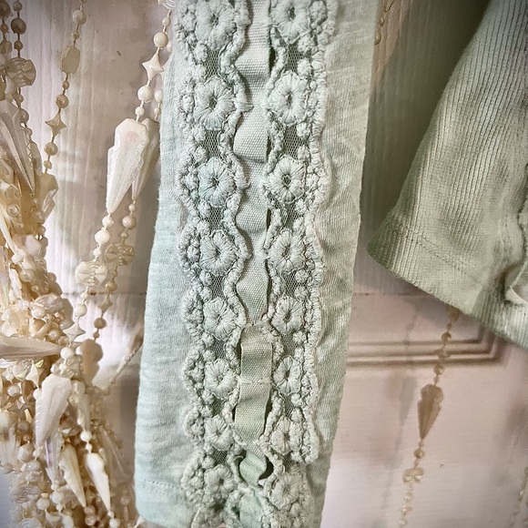 Light mint/teal Free People Shell stitch Henley with ribbon - Picture 11 of 12